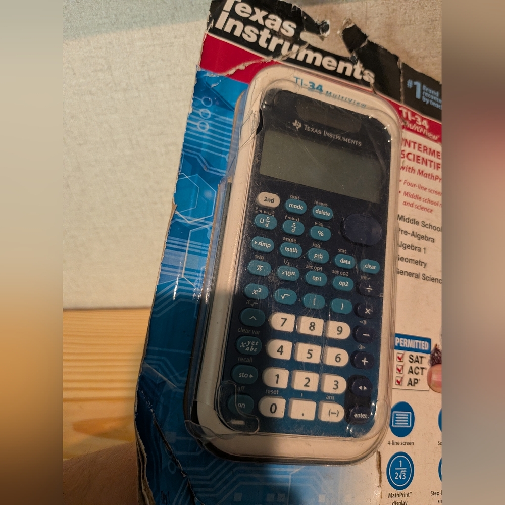 Texas Instruments TI-34 MultiView Scientific Calculator in Black and Teal - Picture 3 of 3